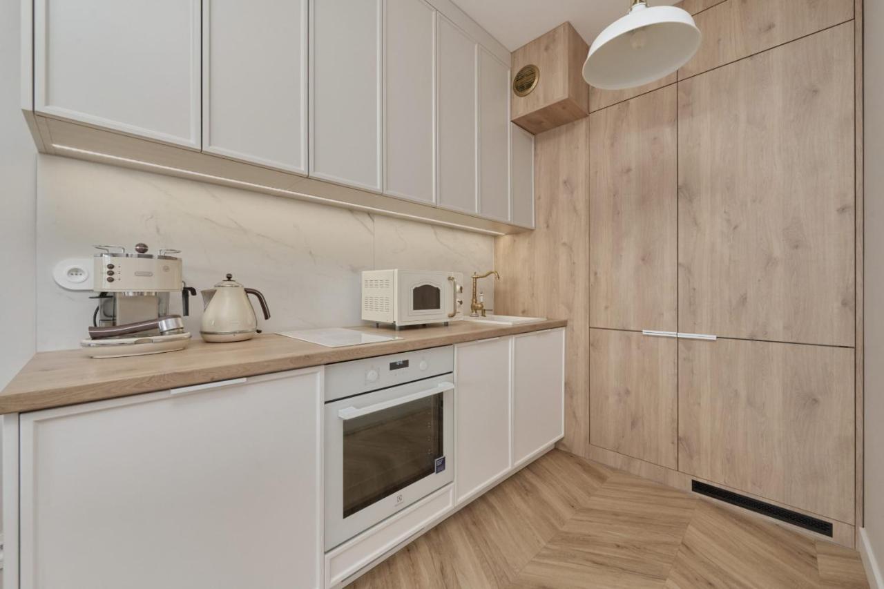 Elegant Apartment With Balcony Krakowska Wroclaw By Renters Prestige Buitenkant foto